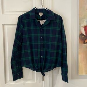 J Crew Factory NWT Tartan Plaid Medium Button Down 🥰
